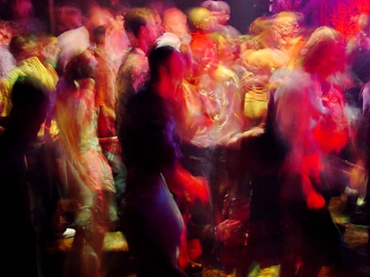 08_rave_dancing_motion_blur_experimental_digital_photography_by_Rick_Doble